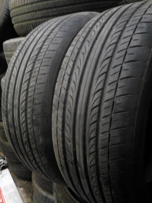215/55R17 DEESTONE VINCENTE  ปี2012 มี 2 เส้น  TEL.081-427-3941