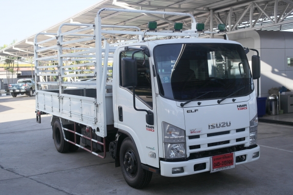 ISUZU NMR 130HP 2011