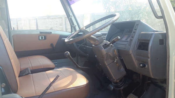 รถบรรทุก 6 ล้อ HINO FC171A เครื่อง H07C  185 แรงม้า ราคา 520,000 -.