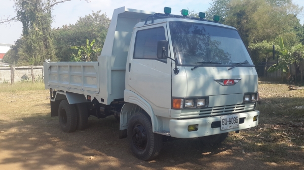 รถบรรทุก 6 ล้อ HINO FC171A เครื่อง H07C  185 แรงม้า ราคา 520,000 -.