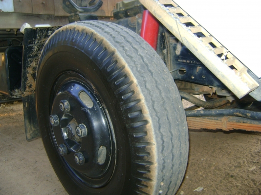 อีชูชุเครื่อง 110/120 แรง ทะเบียนเต็มพร้อมบรรทุก ราคา 430,000 บาท