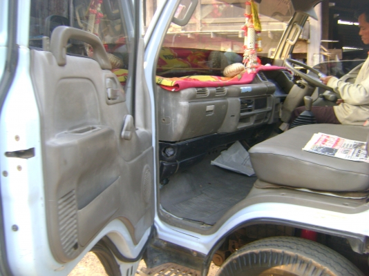 อีชูชุเครื่อง 110/120 แรง ทะเบียนเต็มพร้อมบรรทุก ราคา 430,000 บาท