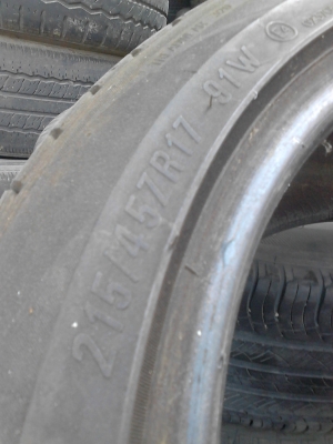 215/45R17 MAXXIS ปี 2013 ( 4513 ) มี 1 เส้น  TEL.081-427-3941