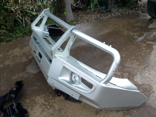 ขายกันชนเหล็กออฟโรดโตโยต้า ฟอร์จูนเนอร์-วีโก้ครับ