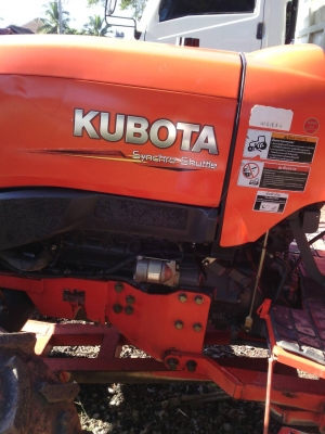 รถไถคูโบต้า L  4708 ปี 57 อุปกรณ์ครบ 3 อย่าง ดันหน้า ผานหลัง โรตาลี