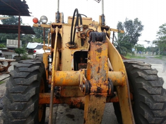 รถตัก KOMATSU  510.   สนใจติดต่อ 081 - 6079515