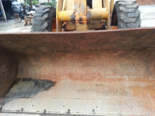 รถตัก KOMATSU  510.   สนใจติดต่อ 081 - 6079515