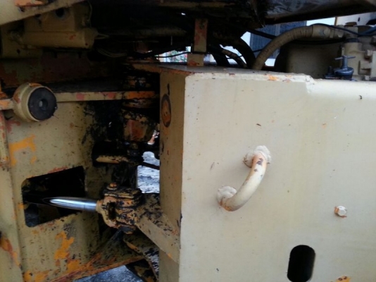 รถตัก KOMATSU  510.   สนใจติดต่อ 081 - 6079515