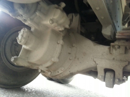 รถอีซูซุ 10 ล้อดั้ม 320 แรงม้า. ปี 51  ( ขายแม่ , ลูก. )  สนใจติดต่อ  081 - 6079515