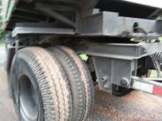 รถอีซูซุ 10 ล้อดั้ม 320 แรงม้า. ปี 51  ( ขายแม่ , ลูก. )  สนใจติดต่อ  081 - 6079515