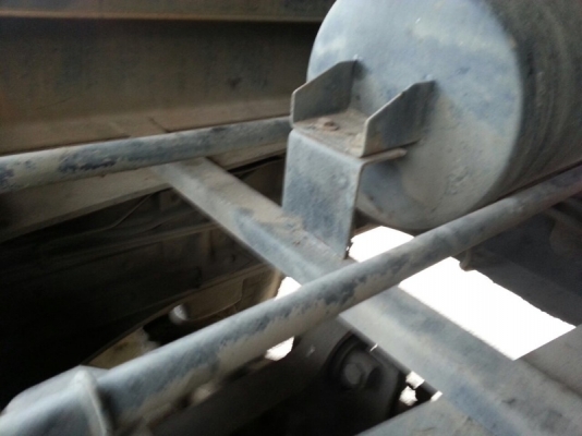 รถอีซูซุ 10 ล้อดั้ม 320 แรงม้า. ปี 51  ( ขายแม่ , ลูก. )  สนใจติดต่อ  081 - 6079515