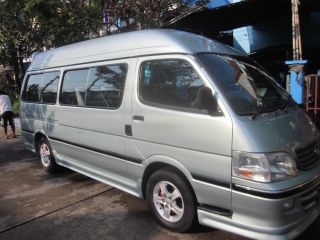 รถตู้หลังคาสูง พร้อมใช้