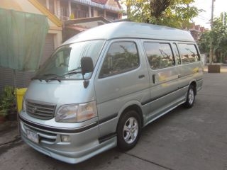 รถตู้หลังคาสูง พร้อมใช้