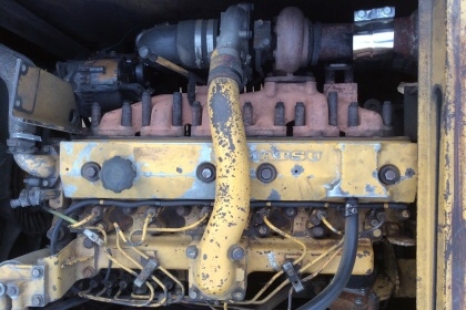 ขายรถแบคโฮ KOMATSU. PC 200-5 s/n 6x,xxx  คอนโทลสั้น, ตัวเดินจีบ