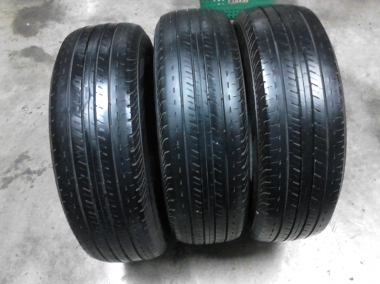 215/70R15 BRIDGESTONE DURAVIS R611 มี 3 เส้น   TEL.081-427-3941