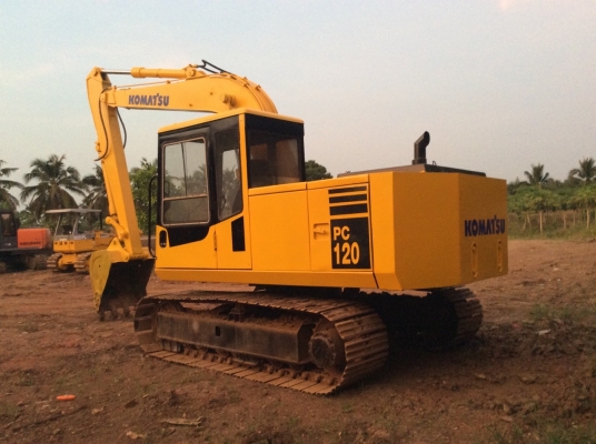 KOMATSU PC 120-2 ใส่เก๋งCATปั้มนิ้วบูมกระบอกไฮรโดรลิครุ่น3 KOMATSU PC 120-2 ใส่เก๋งCATปั้มนิ้วบูมกระบอกไฮรโดรลิครุ่น3