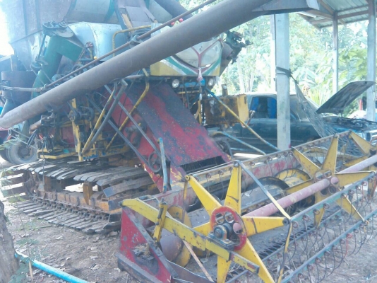 ขายรถเกี่ยวข้าว