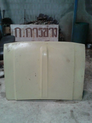 ขายฝากระโปรง TOYOTA RN30 สภาพเเห้งๆๆครับ