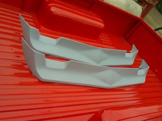 ขายลิ้นหน้าเเต่ง ดัทสัน620 งานเหล็กครับมีรูปตอนใส่ให้ดูด้วยครับ