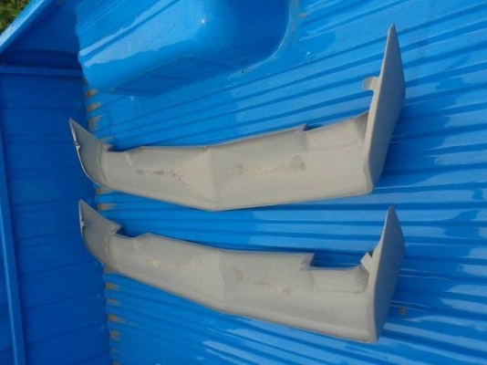 ขายลิ้นหน้าเเต่ง ดัทสัน620 งานเหล็กครับมีรูปตอนใส่ให้ดูด้วยครับ