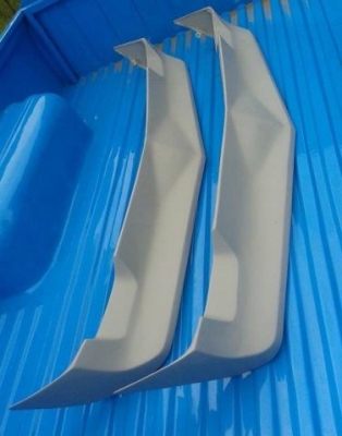 ขายลิ้นหน้าเเต่ง ดัทสัน620 งานเหล็กครับมีรูปตอนใส่ให้ดูด้วยครับ