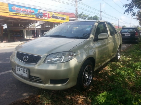 Toyota soluna vios ปี 04