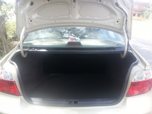 Toyota soluna vios ปี 04