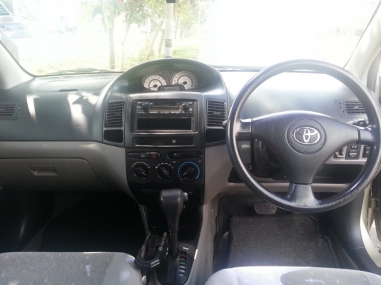 Toyota soluna vios ปี 04