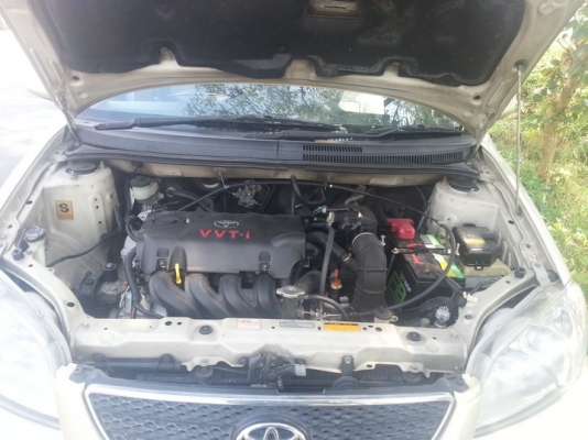 Toyota soluna vios ปี 04