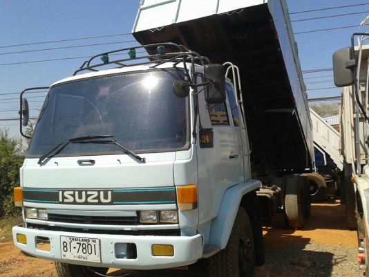 ขายดั้ม10ล้อ2เพลา ISUZU ร็อกกี้210แรง  เครื่องดี คัชซีสวย ยางดี10เส้น ภายในสวย แอร์เย็น สภาพพร้อมใช้งาน เอกสารพร้อมโอน จัดไฟแนนซ์ได้ เงื่อนไขง่ายๆวันเดียวรับรถ สนใจโทร090-8588220คุณนะ ID:narong498 หรือ www.truck.in.th/498 หรือFB:ณรงค์ ซื้อขายรถมือสอง(เว็บ