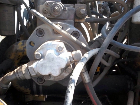 KOBELCO MARK III SK 120 เครื่องเดิมๆปั๊มเดิมพร้อมทำงานได้เลยครับ ภายในเก๋งคอนโทรลง่ายคล่องตัวดี ทำงานได้เร็ว ไฟฟ้าหน้าจอตัด ภายนอกบูมอาร์มมีปะนิดหน่อยครับ เอวแน่น ช่วงล่างโดยรวมประมาณ 60\% พร้อมทำงานได้เลย เอกสารสัญญาซื้อขาย ราคาต่อรองได้ครับ KOBELCO MARK III SK 120 เครื่องเดิมๆปั๊มเดิมพร้อมทำงานได้เลยครับ ภายในเก๋งคอนโทรลง่ายคล่องตัวดี ทำงานได้เร็ว ไฟฟ้าหน้าจอตัด ภายนอกบูมอาร์มมีปะนิดหน่อยครับ เอวแน่น ช่วงล่างโดยรวมประมาณ 60\% พร้อมทำงานได้เลย เอกสารสัญญาซื้อขาย ราคาต่อรองได้ครับ