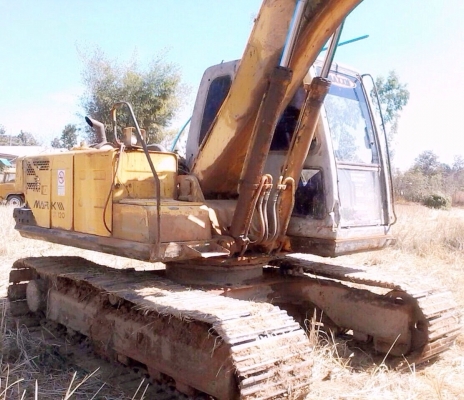 KOBELCO MARK III SK 120 เครื่องเดิมๆปั๊มเดิมพร้อมทำงานได้เลยครับ ภายในเก๋งคอนโทรลง่ายคล่องตัวดี ทำงานได้เร็ว ไฟฟ้าหน้าจอตัด ภายนอกบูมอาร์มมีปะนิดหน่อยครับ เอวแน่น ช่วงล่างโดยรวมประมาณ 60\% พร้อมทำงานได้เลย เอกสารสัญญาซื้อขาย ราคาต่อรองได้ครับ