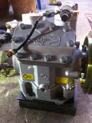 ขายคอม ไม่มีครัช ของใหม่ 558cc