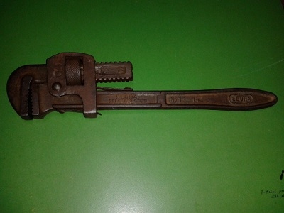 ประแจจับแป๊บ