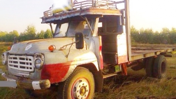 ISUZU TX 145 HP 6BB1 รถหกล้อหัวยาว เทรลเลอร์ขึ้นรถแบ็คโฮร PC 120 ได้เลยครับไม่มีปัญหา เครื่องแรงดีแห้งดีไม่เยิ้ม หัวเก๋งสวยไม่มีผุภายในคอนโซลครบพร้อม พวงมาลัยธรรมดา ช่วงล่างคัชซีไม่บวม ยาง 9.00 ขอบ 20 สภาพดี 70\% เอกสารเล่มทะเบียนครบพร้อม ราคาต่อรองได้ครับ