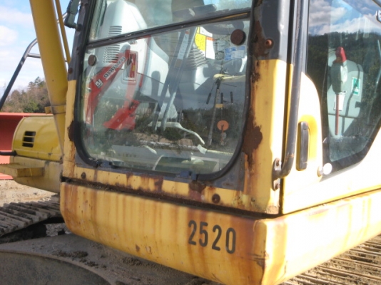 รถขุด Komatsu PC200LC-7 #201182  แทร็ก 80 ซม. สต็อกเราที่ญี่ปุ่น สนใจโทร. 080-6565422 (หนิง)