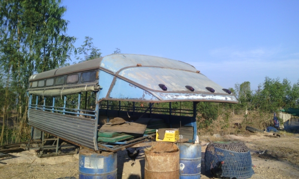 หลังคาโดยสาร  ถอดลงจากNKR  110  สวยพร้อมเบาะครบ