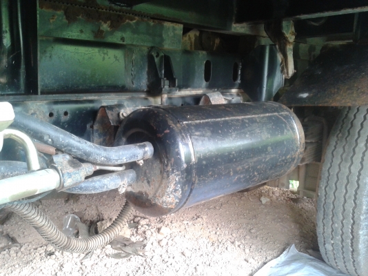 ขายรถบรรทุก6ล้อดั้ม