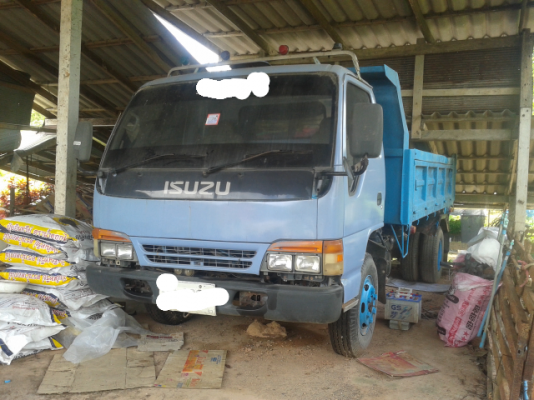 ขายรถบรรทุก6ล้อดั้ม