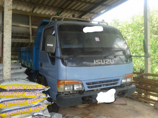 ขายรถบรรทุก6ล้อดั้ม