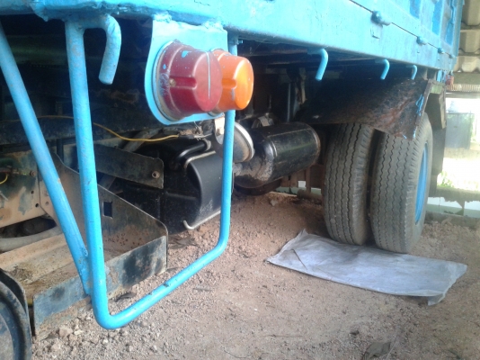 ขายรถบรรทุก6ล้อดั้ม