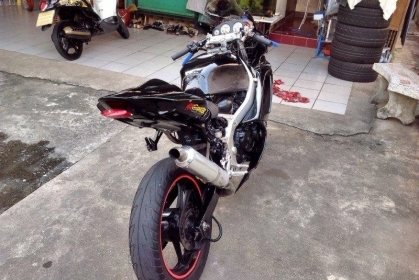 อัพราคาใหม่ ลูกค้ามัดจำแล้วไม่มาเอา  SUZUKI GSX400CC.