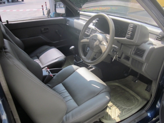 ISUZU CAMEO สภาพดี รถสวยพร้อมใช้ ISUZU CAMEO สภาพดี รถสวยพร้อมใช้