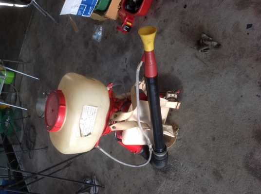 เครื่องพ่นยา