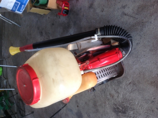 เครื่องพ่นยา