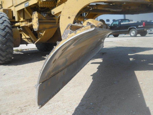 CATERPILLAR 140 G SN 72V13390 CATERPILLAR 140 G SN 72V13390