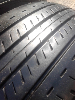 215/70R15 BRIDGESTONE DURAVIS R611  มี 3  เส้น  TEL.081-427-3941