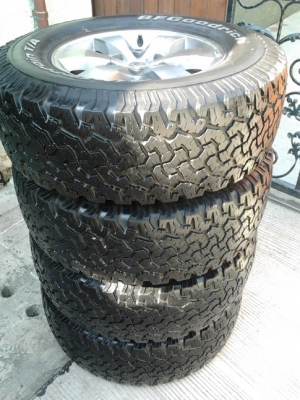 ล้อ Vigo + BF All 265/70/16 ปลายปี10 สวยๆ 1ชุด ล้อ Vigo + BF All 265/70/16 ปลายปี10 สวยๆ 1ชุด