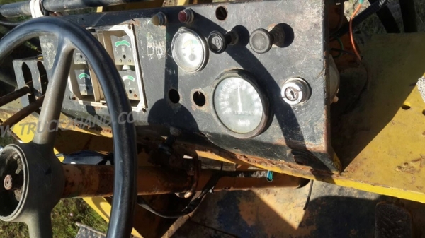 รถตัก Komatsu 501 รถตัก Komatsu 501