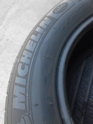 215/60R16 MICHELIN  ENERGY XM2   ชุด 4 เส้น   TEL.081-427-3941